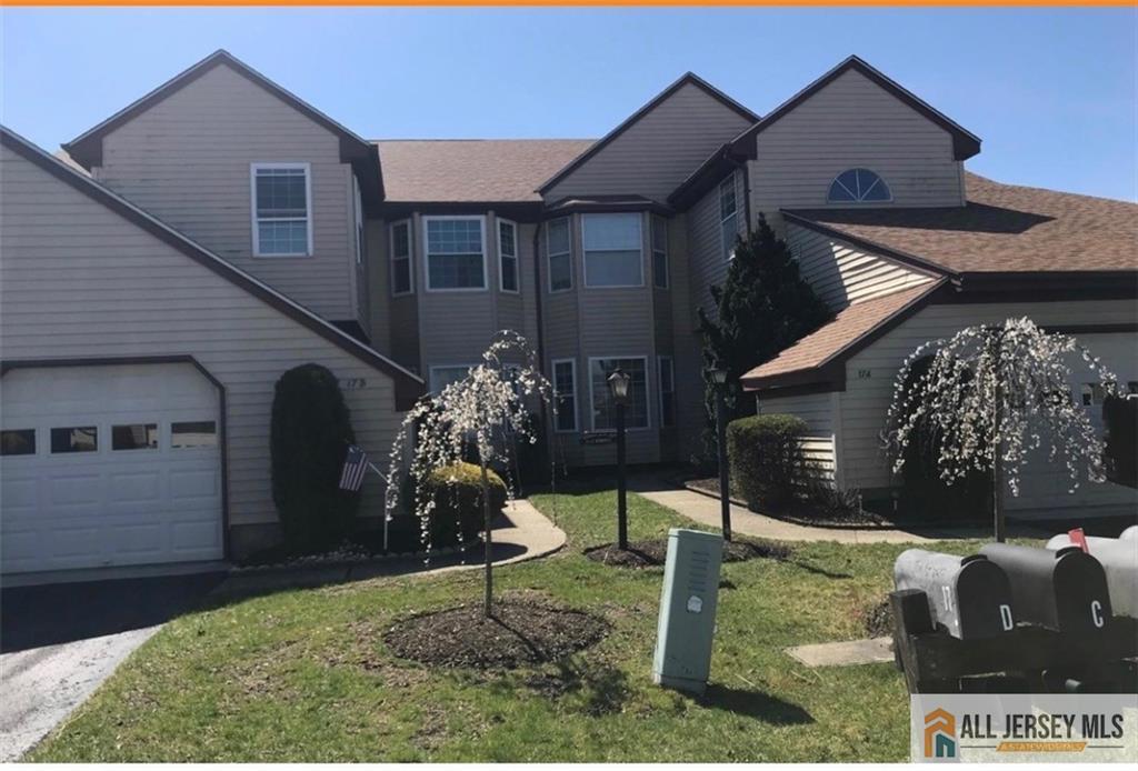 Photo - 17C Dorchester Dr Unit 17D