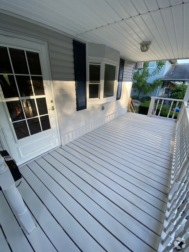 Building Photo - 10 Holloway Dr Unit B Rental