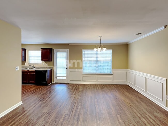 Photo - 333 Hidden Creek Ln