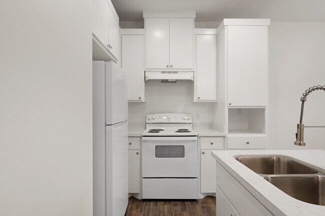 Photo - 2323 N Valley Cir