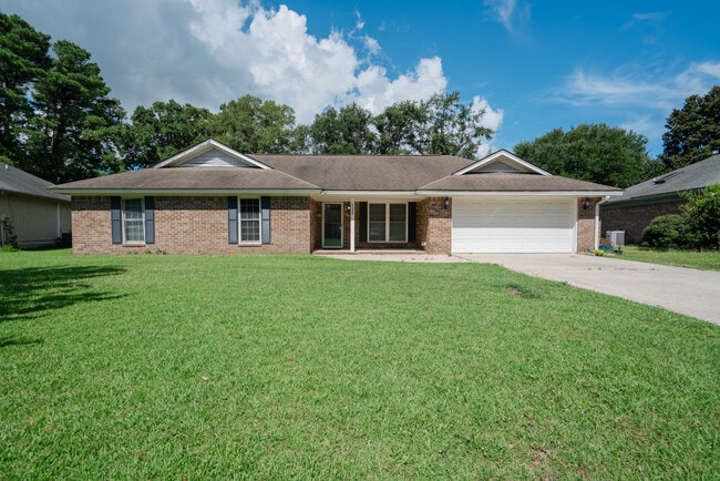 Building Photo - 122 Longleaf Cir Rental