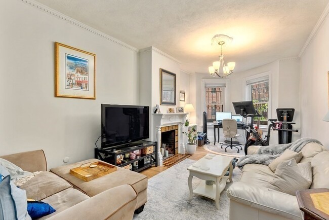 Photo - 20 Wellington St Apartment Unit 2