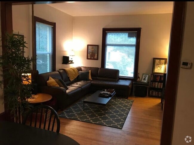 Building Photo - 2544 Aldrich Ave S Unit 2 Rental