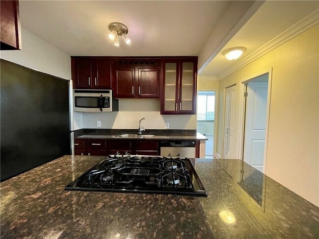 Photo - 700 E 8th St Unit 10J