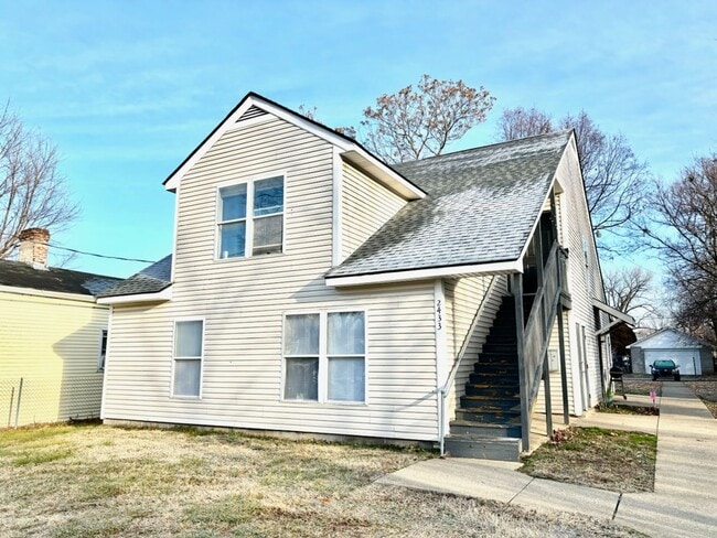 Building Photo - French Quarter I Unit 2433-1