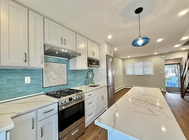 Photo - 90 Hickory Ave