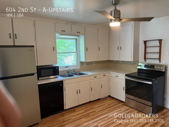 Photo - 604 2nd St Apartment Unit A-Upstairs