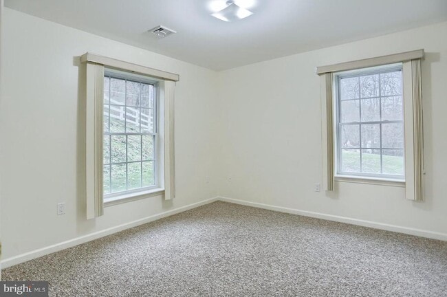 Photo - 610 Pine St