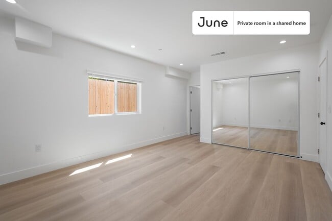 Photo - Room in Shared 3 bed/2 bath home Unidad A