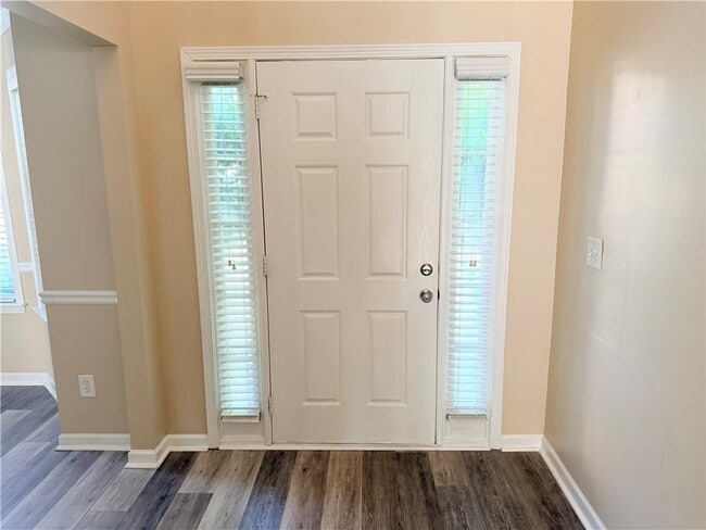 Photo - 1210 Skylar Ridge Cir
