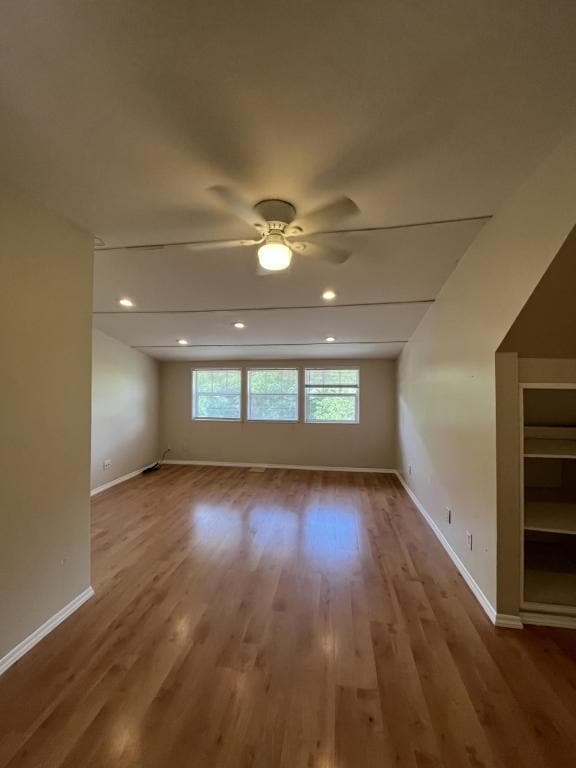 Photo - 875 S Lake Shore Way