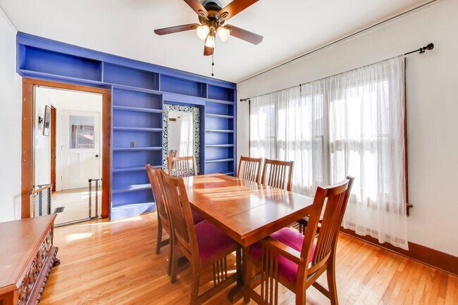 Photo - 23 N Adams St