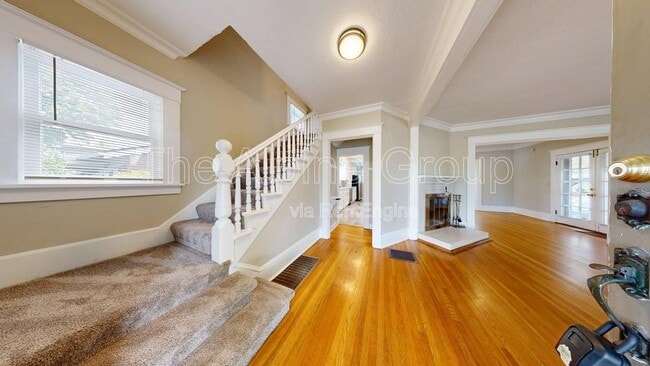 Photo - 2977 N Willamette Blvd