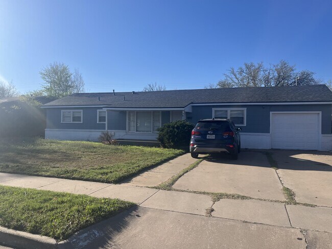 Building Photo - 3811 38th St