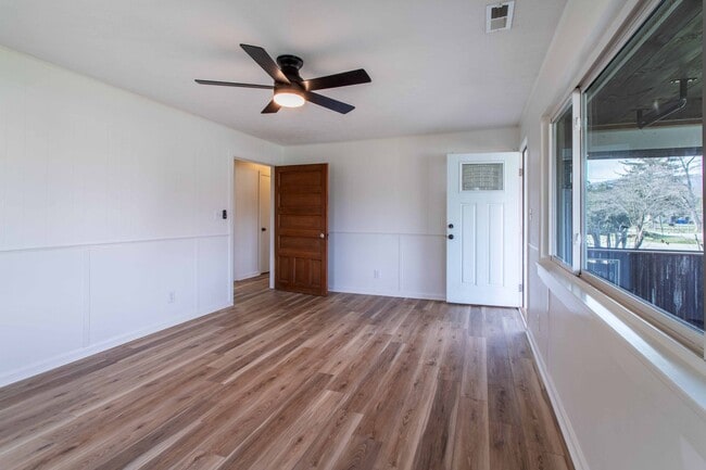 Photo - Close to Hike/Bike Path