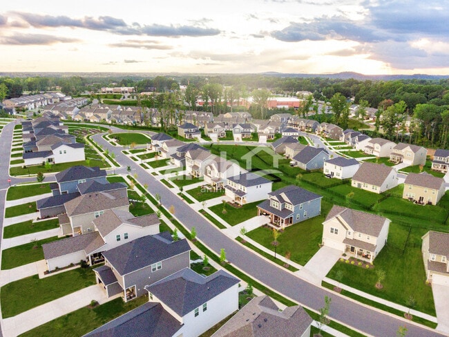 Photo - 165 Stowe Rd