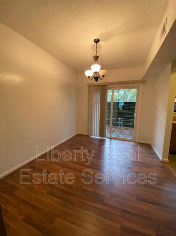Photo - 1067 Kelly Dr Condo