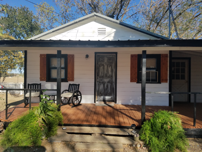 Photo - 19535 Red Bank Rd House