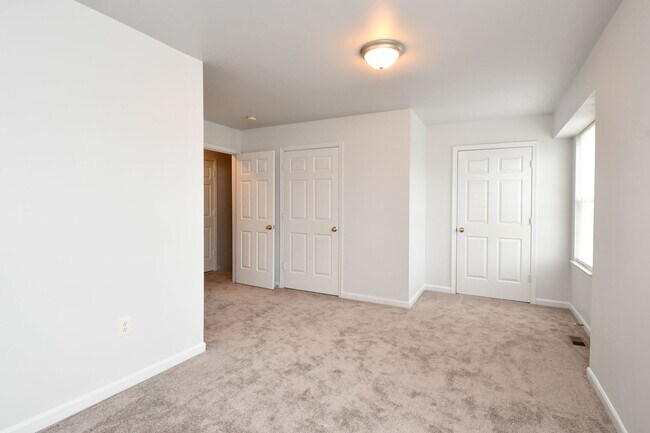 Photo - BEAUTIFUL TOWNHOME FOR RENT