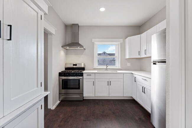 104 N Killingsworth St Unit 104 N. Killingsworth St. #3