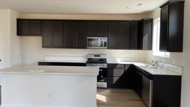 Photo - 1546 27th St NW