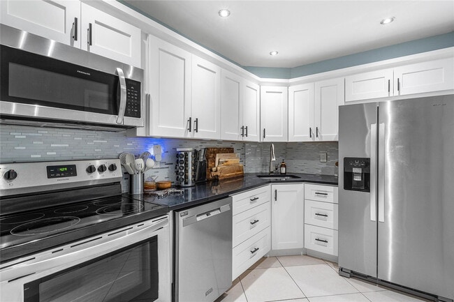 Photo - 3111 Oakland Shores Dr Unit F208