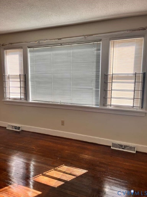 Photo - 2203 Dinwiddie Ave