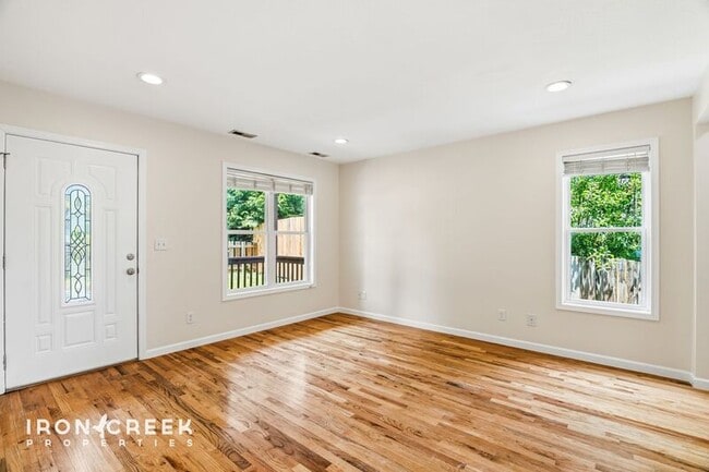 Photo - 30 Olive St