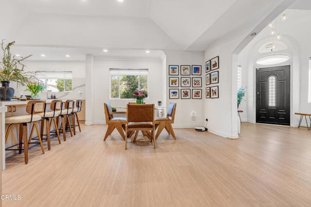 Photo - 367 S Oak Ave