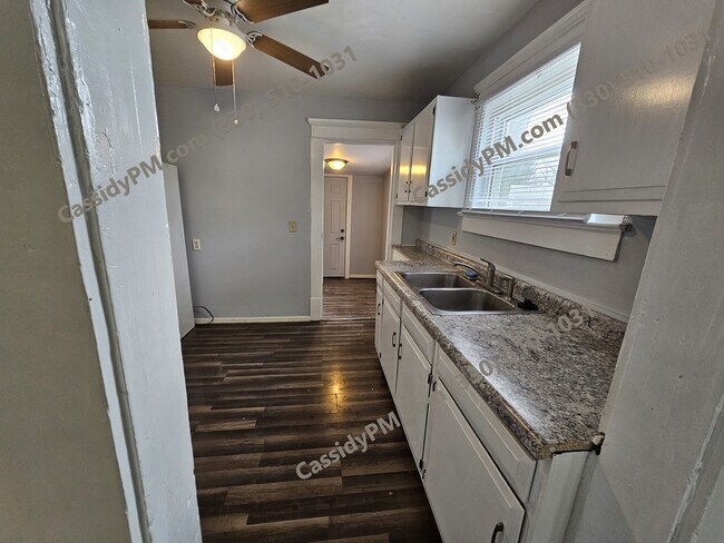 Photo - 1250 Delos St