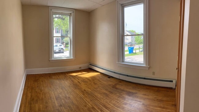 Photo - 24 Loomis St