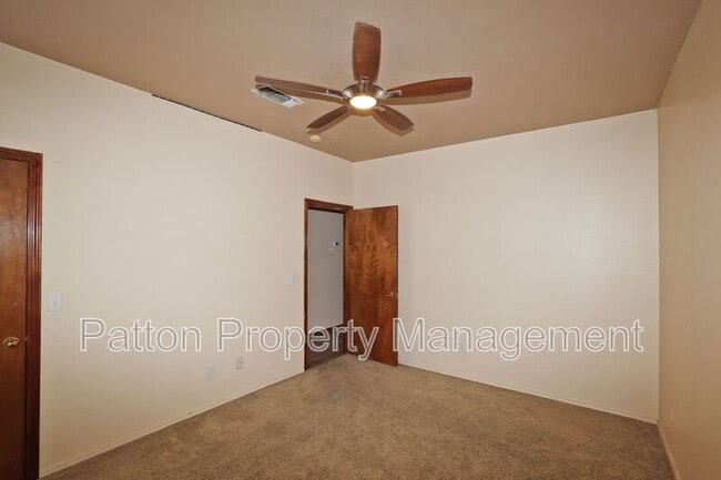 Photo - 7003 Sheldon Rd