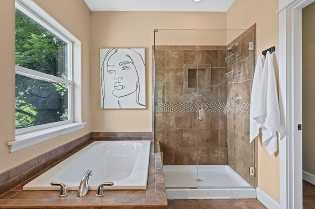 Photo - 7321 NE 8th Ave Unidad A