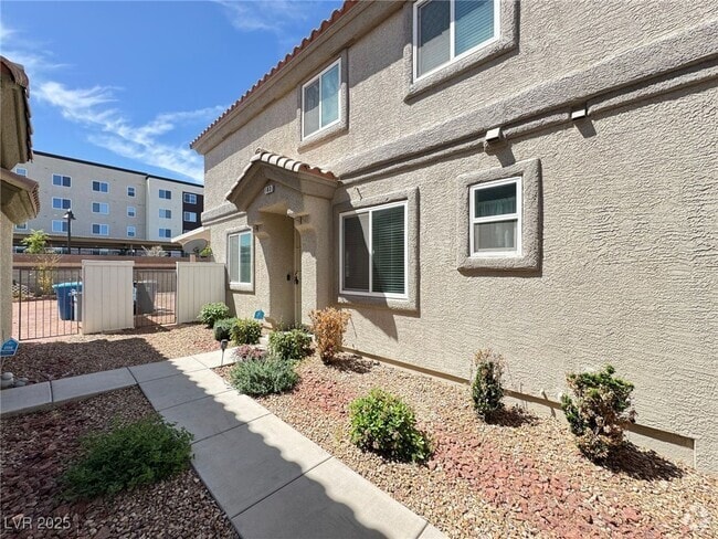 Building Photo - 6275 Dan Blocker Ave Rental