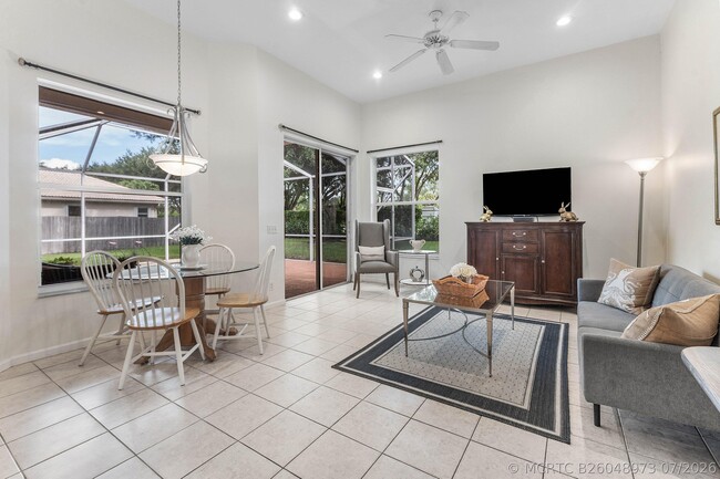 4378 Danielson Dr
