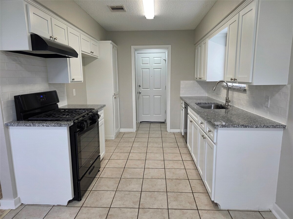 Photo - 6607 Rockfield Dr