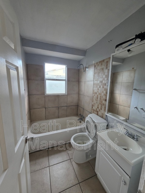 Photo - 6570 70th Ave N