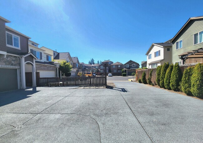 Photo - 730 SW 207th Pl