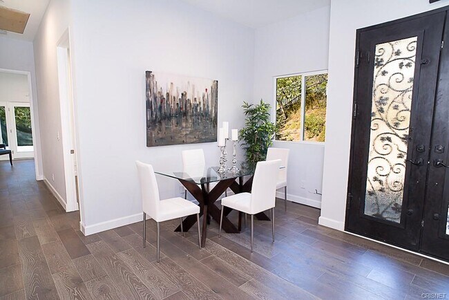 Photo - 3841 Ridgemoor Dr