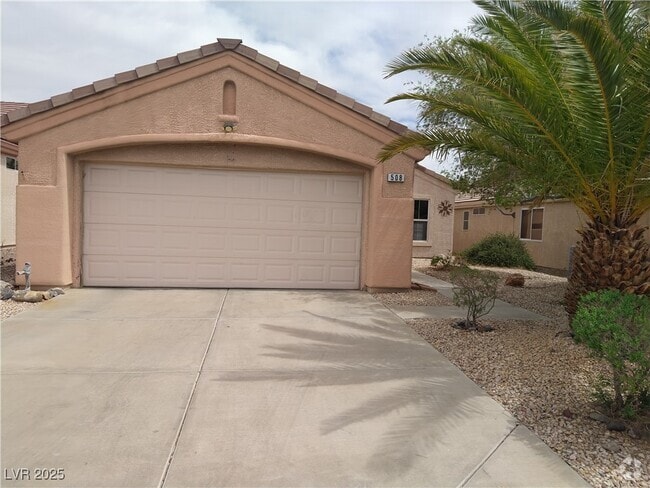Building Photo - 508 Edgefield Ridge Pl Rental