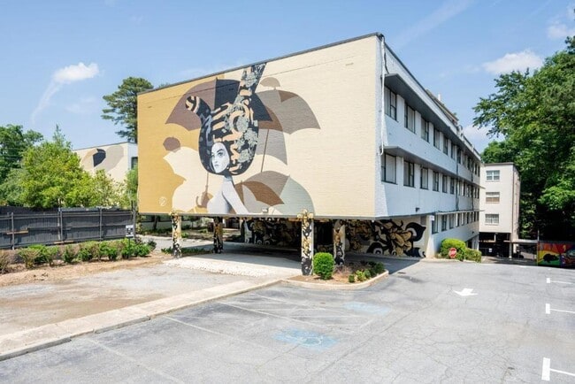 Photo - 3645 Peachtree Rd NE