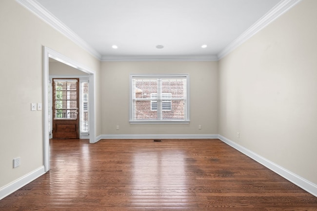 Photo - 172 Woodmont Blvd