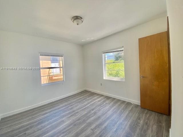 Building Photo - 830 W 40th St Unit 2