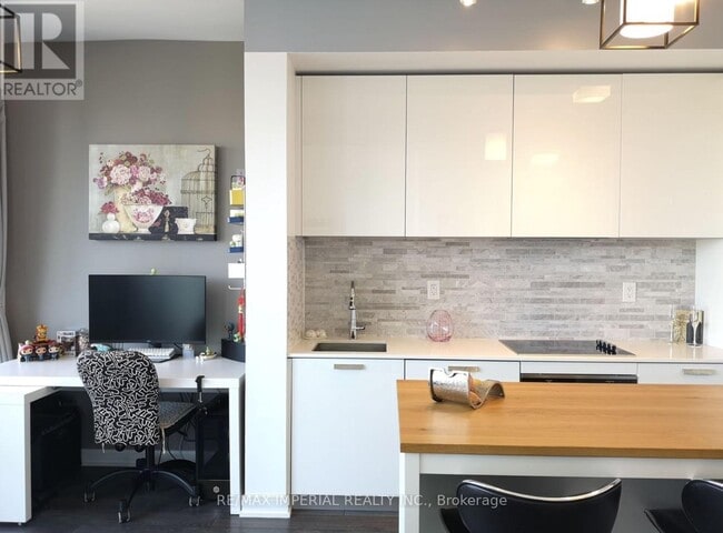 Photo - 50 Charles St E Unit 3810