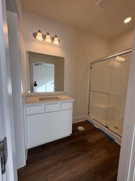 Photo - 4829 N Vassar Ave