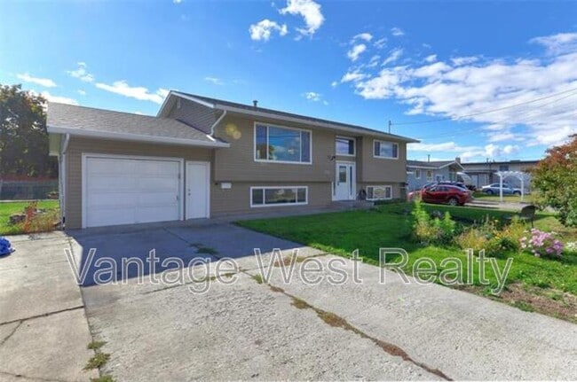 Photo - 735 Belgo Rd