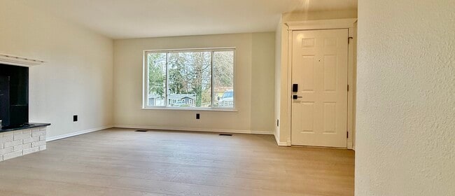 Photo - 20301 71st St E