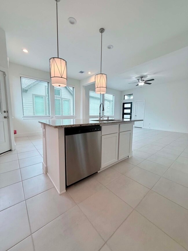 Photo - 1539 Crystal Stream Dr