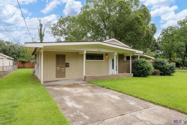 Photo - 3661 Harrison St