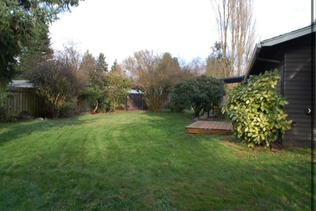 Photo - Truly adorable and private 3 bed rambler in great neighborhood in the heart of Kent.